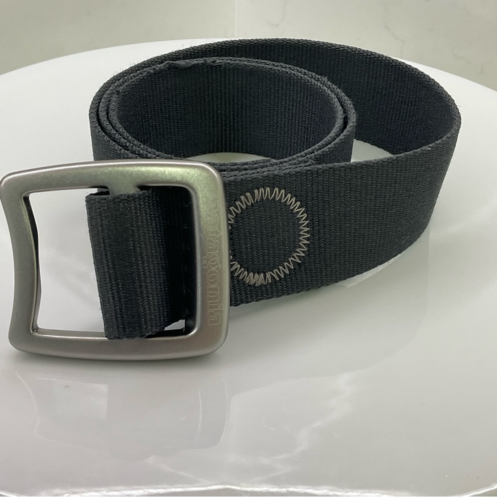 Patagonia Tech Web Belt in forge gray